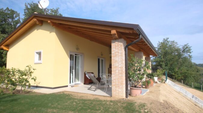 Experience the elegance of a prefabricated house price with a fast construction time.